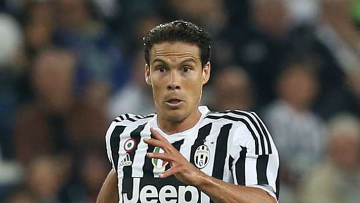 Hernanes: “Contatto Parisi-Gimenez è da rigore. Vi spiego il perché” Hernanes: “Contatto Parisi-Gimenez è da rigore. Vi spiego il perché” - immagine 1