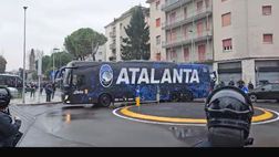 Video – Atalanta-Torino: l’arrivo del pullman dell’Atalanta allo stadio