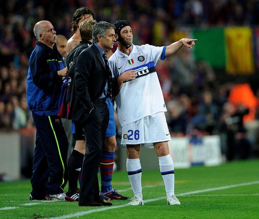 Chivu si rimette il caschetto: “Non sono un fesso, lavoro per chi mi ama, non è problema mio se…”- immagine 2