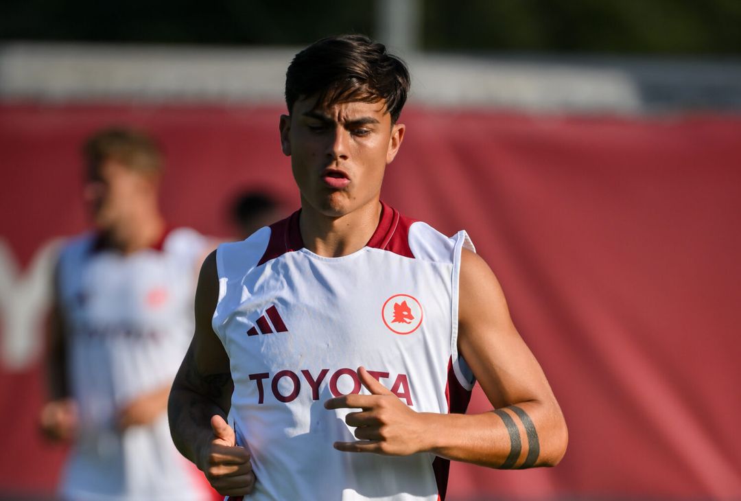 Trigoria, Dovbyk nel primo allenamento con i nuovi compagni – FOTO GALLERY - immagine 38