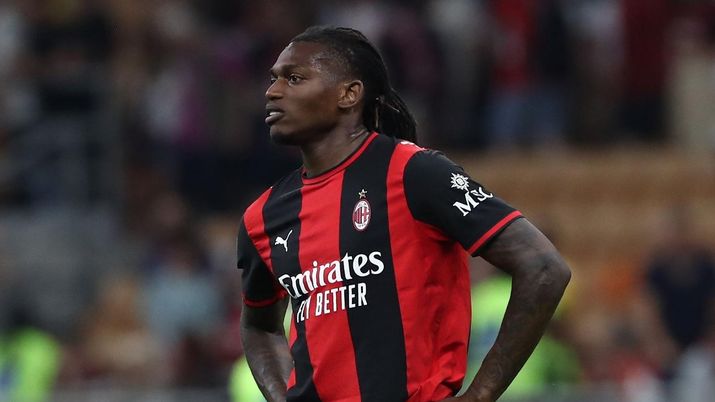 Rafael Leao, attaccante AC Milan, potrebbe lasciare i rossoneri nel calciomercato estivo 2026 | Milan News (Credits foto: Getty Images) Rafael Leao, attaccante AC Milan, potrebbe lasciare i rossoneri nel calciomercato estivo 2026