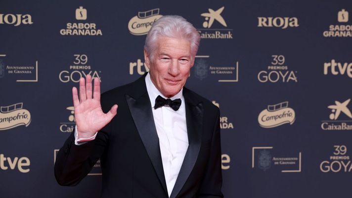 Richard Gere: “In America abbiamo un presidente bullo e prepotente. Serve coraggio” - immagine 1