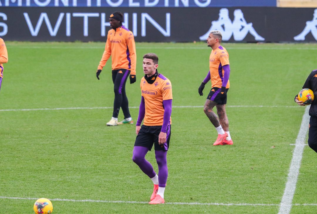 Gallery VN – Allenamento a porte aperte della Fiorentina, le immagini più belle - immagine 173