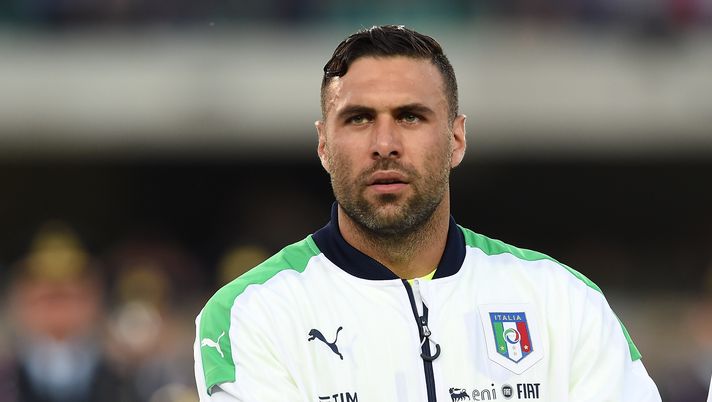 VERONA, ITALY - JUNE 06: Salvatore Sirigu of Italy looks on during the international friendly match between Italy and Finland on June 6, 2016 in Verona, Italy. (Photo by Valerio Pennicino/Getty Images) Nazionale, le prime convocazioni di Mancini: ci sono Sirigu, Baselli e Belotti - immagine 1