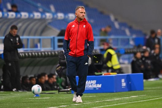 Genoa e Kappa celebrano i 25 anni della storica maglia: ecco il modello Kombat XXV- immagine 2