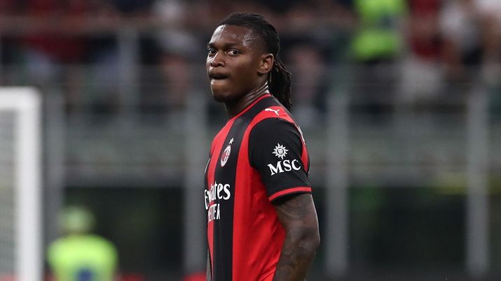Rafael Leao, attaccante AC Milan, può lasciare i rossoneri nel calciomercato estivo 2026