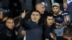 Boca Juniors, il presidente Riquelme seda una rissa sugli spalti: l’accaduto