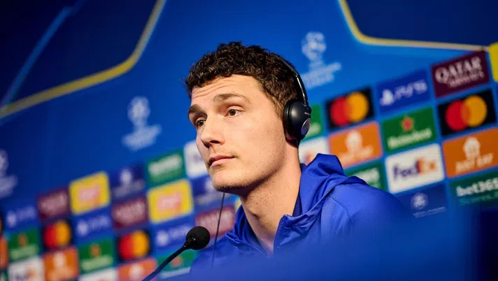 Pavard: “Bastoni migliore al mondo. Champions? Prima gli ottavi. Dumfries e Bisseck…” - immagine 1