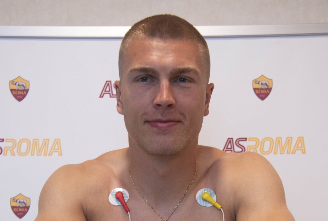 Roma, le prime immagini di Kristensen con la maglia giallorossa – FOTO GALLERY - immagine 15