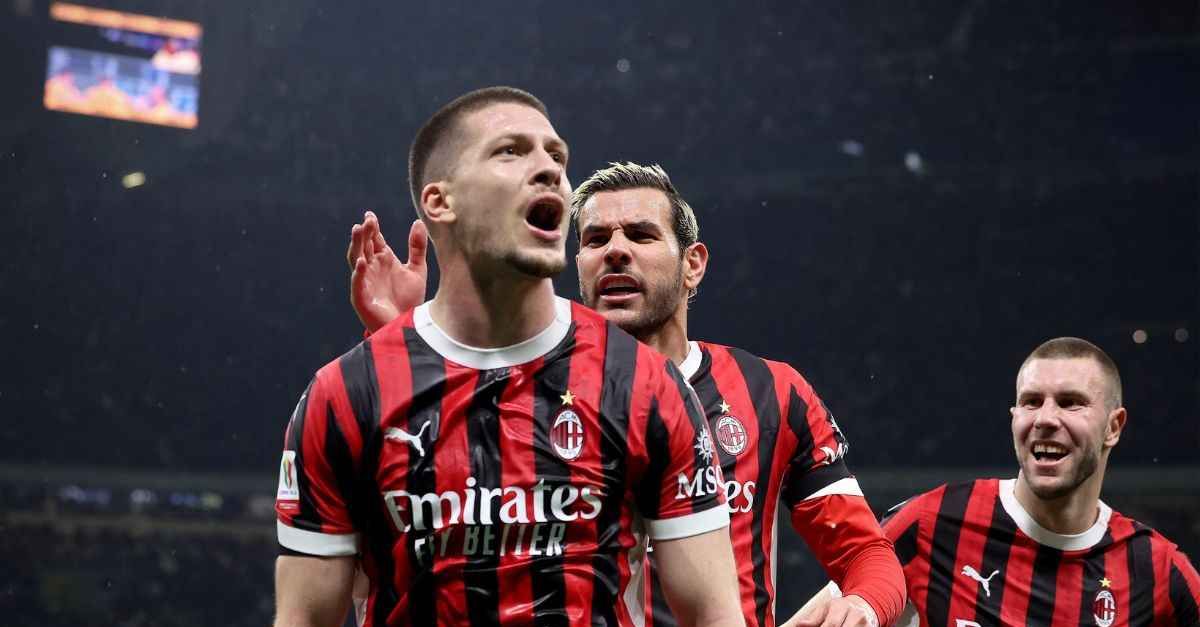 Derby Inter Milan, la clamorosa doppietta di Jovic in Coppa Italia | VIDEO Derby Inter Milan, la clamorosa doppietta di Jovic in Coppa Italia | VIDEO