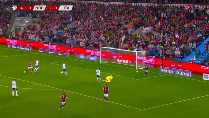 Italia travolta dalla Norvegia: Haaland umilia gli azzurri e firma il 3-0 – VIDEO Italia travolta dalla Norvegia: Haaland umilia gli azzurri e firma il 3-0 – VIDEO - immagine 1