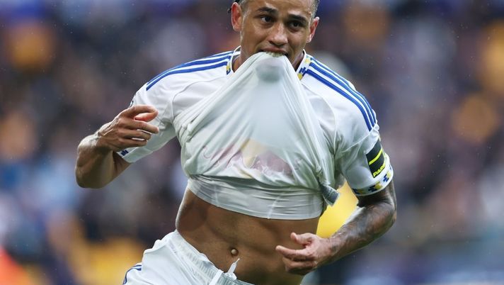 Il primo gol di Okafor in Premier League con il Leeds | VIDEO