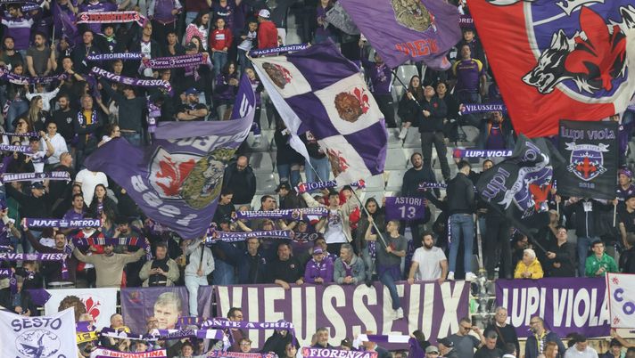 87 e 83 anni, abbonati dal 1980. Adesso verso Atene - immagine 1