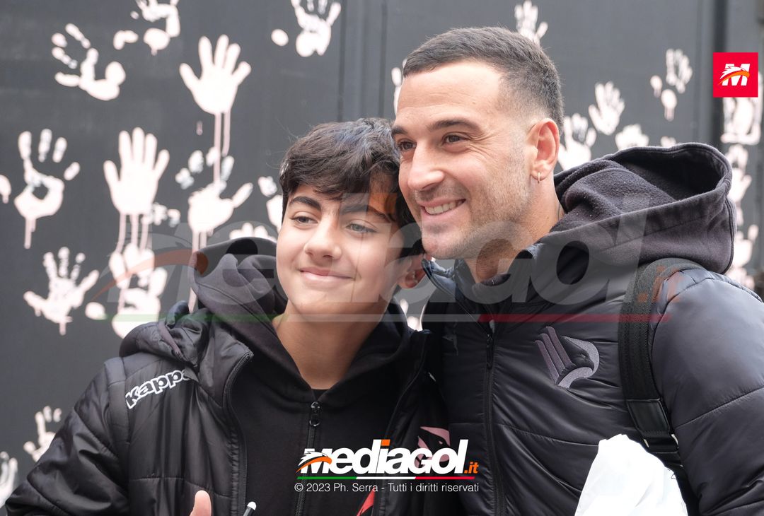 FOTO Parma-Palermo, il Palermo in partenza dal ‘Renzo Barbera’ (GALLERY) - immagine 10