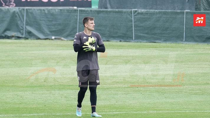 Calciomercato Palermo, è ufficiale la cessione di Massolo al Vicenza. Il comunicato Palermo