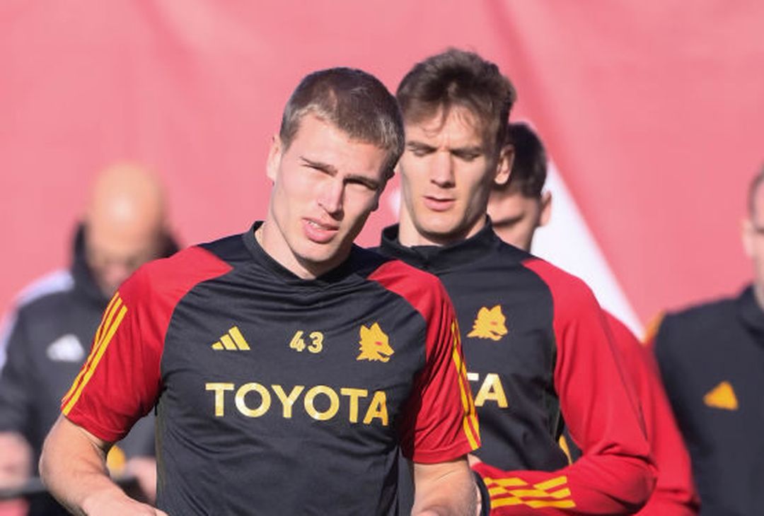 Roma, la sfida al Napoli si avvicina. A Trigoria torna Cristante – FOTO GALLERY - immagine 23