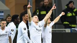 Tifosi Milan in clima derby su Twitter: “Jovic sa come segnare all’Inter”