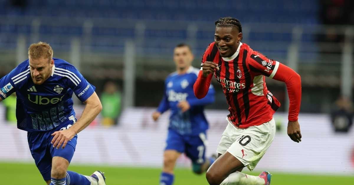 Pellegatti: “Saltata Milan Como a Perth, è la vittoria di tutti. Corsa a tre per lo Scudetto? Dico …” Pellegatti: “Saltata Milan Como a Perth, è la vittoria di tutti. Corsa a tre per lo Scudetto? Dico …”