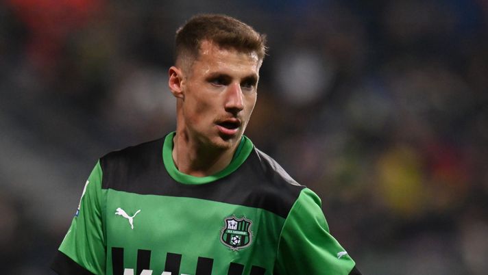 REGGIO NELL'EMILIA, ITALY - APRIL 03: Andrea Pinamonti of US Sassuolo reacts during the Serie A match between US Sassuolo and Torino FC at Mapei Stadium - Citta' del Tricolore on April 03, 2023 in Reggio nell'Emilia, Italy. (Photo by Alessandro Sabattini/Getty Images) Calciomercato Torino: Pinamonti si offre ai granata - immagine 1