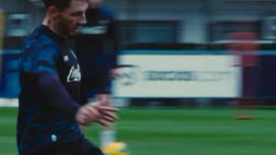 VIDEO Il Napoli è pronto a battagliare a Roma: l’allenamento sotto la pioggia