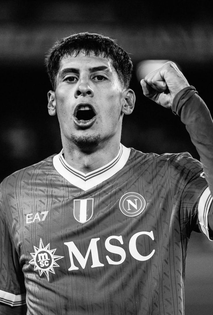 Spavalderia in bianco e nero per Napoli-Milan: scontro tra stelle! – LE FOTO - immagine 3