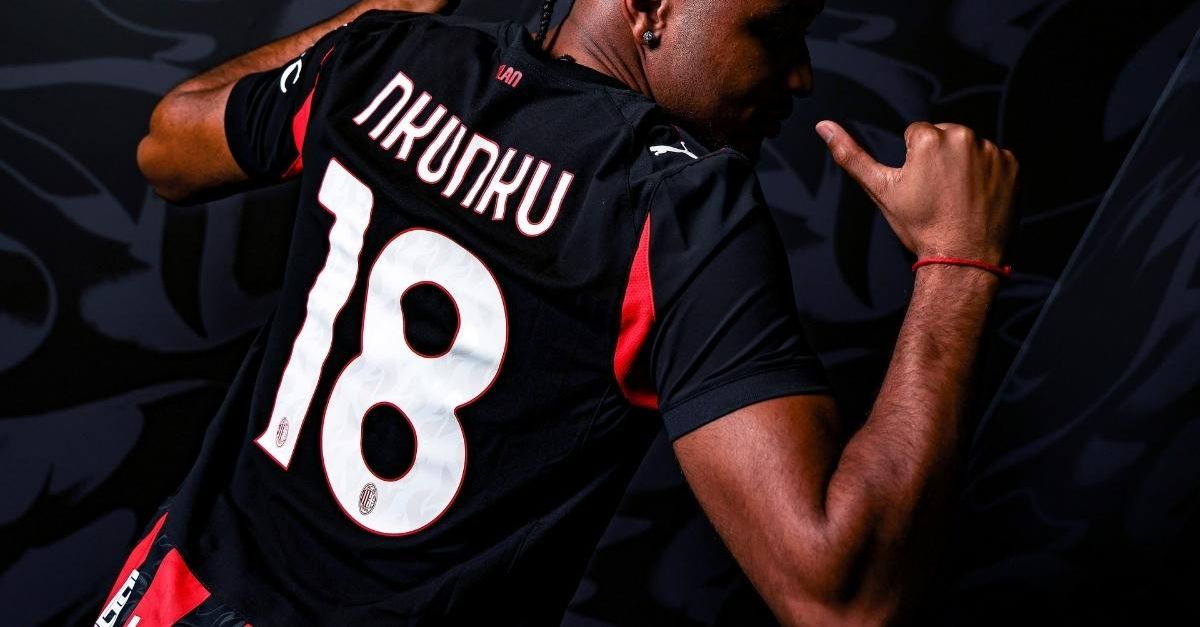 Nkunku: “Orgoglioso di essere al Milan. Ecco come mi piace giocare” Nkunku: “Orgoglioso di essere al Milan. Ecco come mi piace giocare”