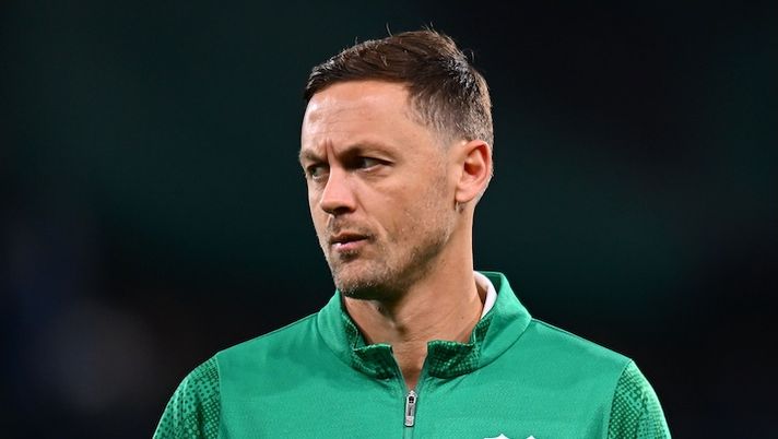 SASSUOLO, ITALY - NOVEMBER 03: Nemanja Matic of US Sassuolo during the Serie A match between US Sassuolo Calcio and Genoa CFC at Mapei Stadium Citta del Tricolore on November 03, 2025 in Sassuolo, Italy. (Photo by Alessandro Sabattini/Getty Images) Ds Sassuolo pazzo di Matic: “Campione in campo e fuori, è di un altro livello: ci dà qualcosa in più” - immagine 1