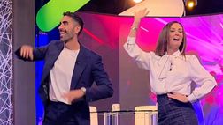 VIDEO / Ballando con le Stelle, Filippo Magnini e Giorgia Palmas si divertono alle prove