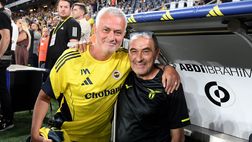 Fenerbahce-Lazio, Mourinho batte Sarri in amichevole: l’abbraccio tra ex rivali