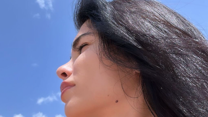 Jovana, décolleté pazzesco. Lady Djordjevic scatena il web con uno scatto in costume Jovana, décolleté pazzesco. Lady Djordjevic scatena il web con uno scatto in costume - immagine 1