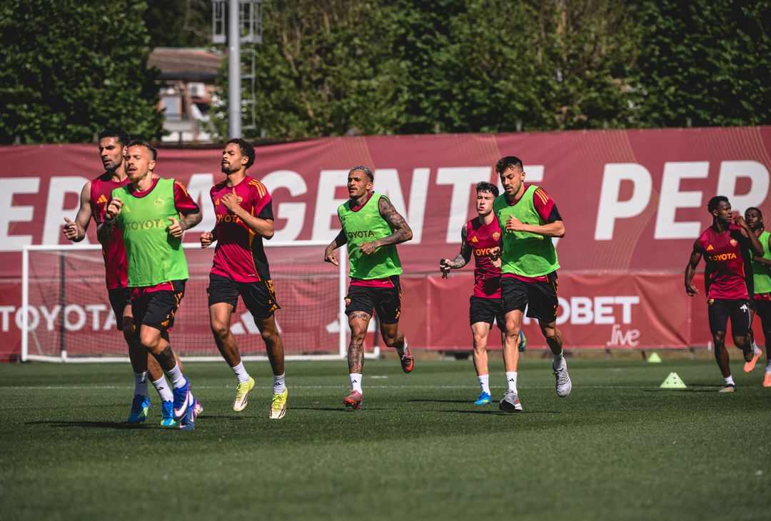 Trigoria, la ripresa degli allenamenti a -5 da Roma-Fiorentina – FOTO GALLERY - immagine 4