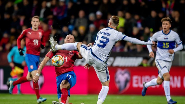 Romania-Kosovo interrotta: Rrahmani torna negli spogliatoi. Ecco cos’è successo - immagine 1