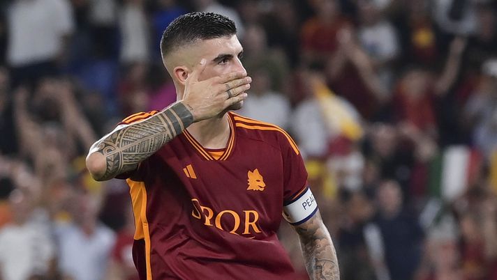 Mancini, dalle critiche alla fascia da capitano: è lui il leader della Roma di Mourinho - immagine 1