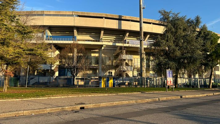 Verona-Torino, sfiorato lo scontro tra tifoserie: intervento della polizia - immagine 1