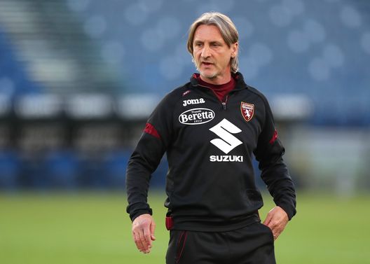 ROME, ITALY - MAY 18: Davide Nicola, Head Coach of Torino FC looks on ahead of the Serie A match between SS Lazio and Torino FC at Stadio Olimpico on May 18, 2021 in Rome, Italy. Sporting stadiums around Italy remain under strict restrictions due to the Coronavirus Pandemic as Government social distancing laws prohibit fans inside venues resulting in games being played behind closed doors. (Photo by Paolo Bruno/Getty Images)