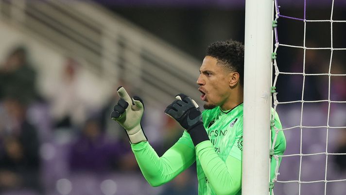 FLORENCE, ITALY - JANUARY 14: Madula Okoye of Udinese Calcio gestures during the Serie A TIM match between ACF Fiorentina and Udinese Calcio - Serie A TIM at Stadio Artemio Franchi on January 14, 2024 in Florence, Italy. (Photo by Gabriele Maltinti/Getty Images) Udinese, Okoye squalificato per calcioscommesse - immagine 1