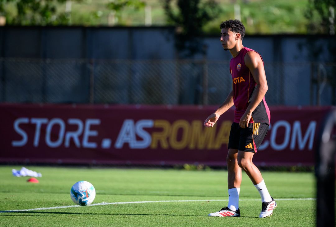 Raduno Roma, il primo allenamento di Wesley e Vasquez a Trigoria- FOTO GALLERY - immagine 26