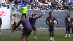 VIDEO / L’Inghilterra se la ride: che show in allenamento!