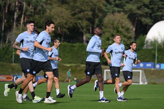 Inter, oggi la ripresa dei lavori: Calhanoglu e Sommer i primi nazionali a rientrare- immagine 2
