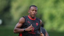 Milan: si ferma Estupinan, le condizioni di Pulisic e il rientro di Jashari