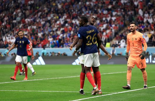 Konaté esulta con Marcus Thuram a Qatar 2022. (Foto di Buda Mendes/Getty Images) Konaté non ha dubbi: “L’anno prossimo voglio vincere la Champions. E sull’Inter…”- immagine 5