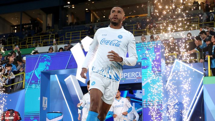 RIYADH, SAUDI ARABIA - DECEMBER 22: Juan Jesus of SSC Napoli makes his way out to warm up prior to the Supercoppa Italiana Final between SSC Napoli and Bologna FC 1909 at King Saud University Stadium on December 22, 2025 in Riyadh, Saudi Arabia. (Photo by Yasser Bakhsh/Getty Images) juan jesus venezia
