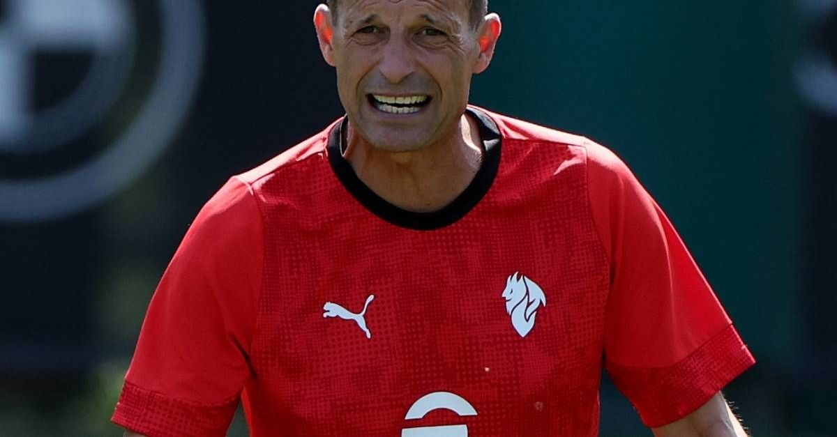 Allegri: “Nkunku può essere titolare. Abbiamo l’obbligo di vincere. Leao verrà valutato …” Allegri: “Nkunku può essere titolare. Abbiamo l’obbligo di vincere. Leao verrà valutato …”