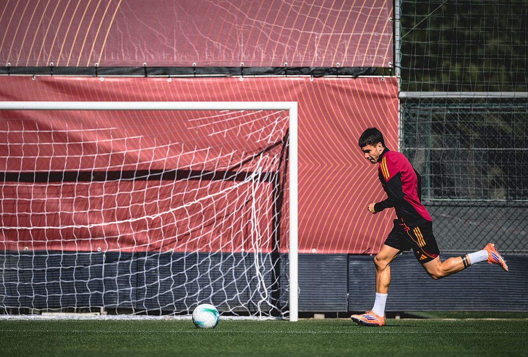 Trigoria, l’allenamento mattutino dei giallorossi – FOTO GALLERY - immagine 25