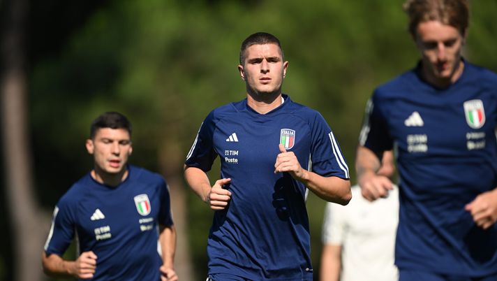 Lorenzo Pirola, difensore della Salernitana e dell'Italia Under 21