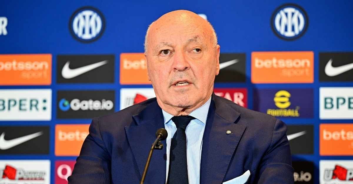 Inter, Marotta: “Lautaro ce l’aveva con Calhanoglu. Se vorrà andare …” Inter, Marotta: “Lautaro ce l’aveva con Calhanoglu. Se vorrà andare …”