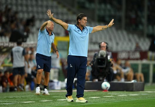 TURIN, ITALY - AUGUST 18: Andrea Sottil, Manager of Modena FC issues instructions during the Coppa Italia match between Torino FC and Modena FC at Stadio Olimpico Grande Torino on August 18, 2025 in Turin, Italy. (Photo by Chris Ricco/Getty Images)