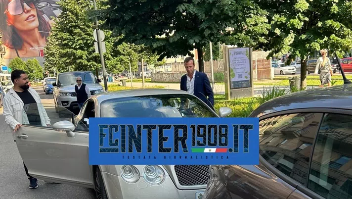FCIN1908 / Inter, l’agente Gardi in sede: sul tavolo niente Icardi ma due esuberi nerazzurri - immagine 1