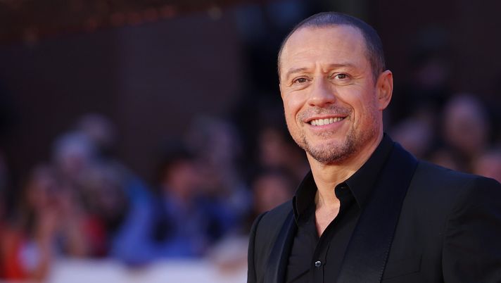 Getty Images Stefano Accorsi: “Oggi proteggiamo troppo i nostri figli. Anche falsificare una firma…” - immagine 1