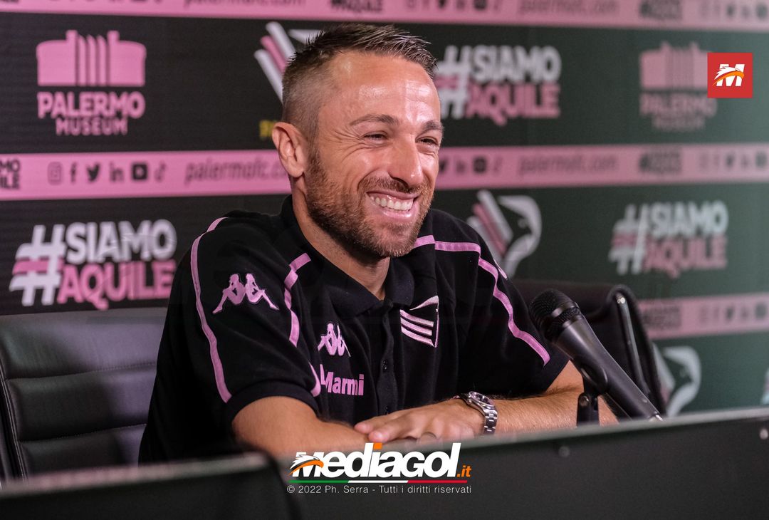 FOTO RITIRO PALERMO, Roberto Floriano in conferenza stampa (Gallery) - immagine 4